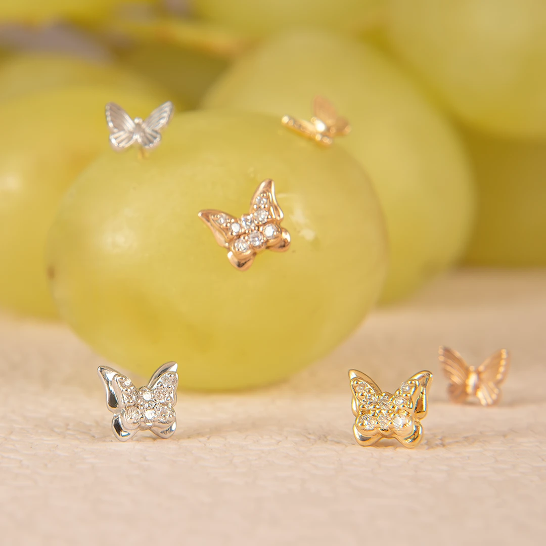Delicate butterfly diamond flat back